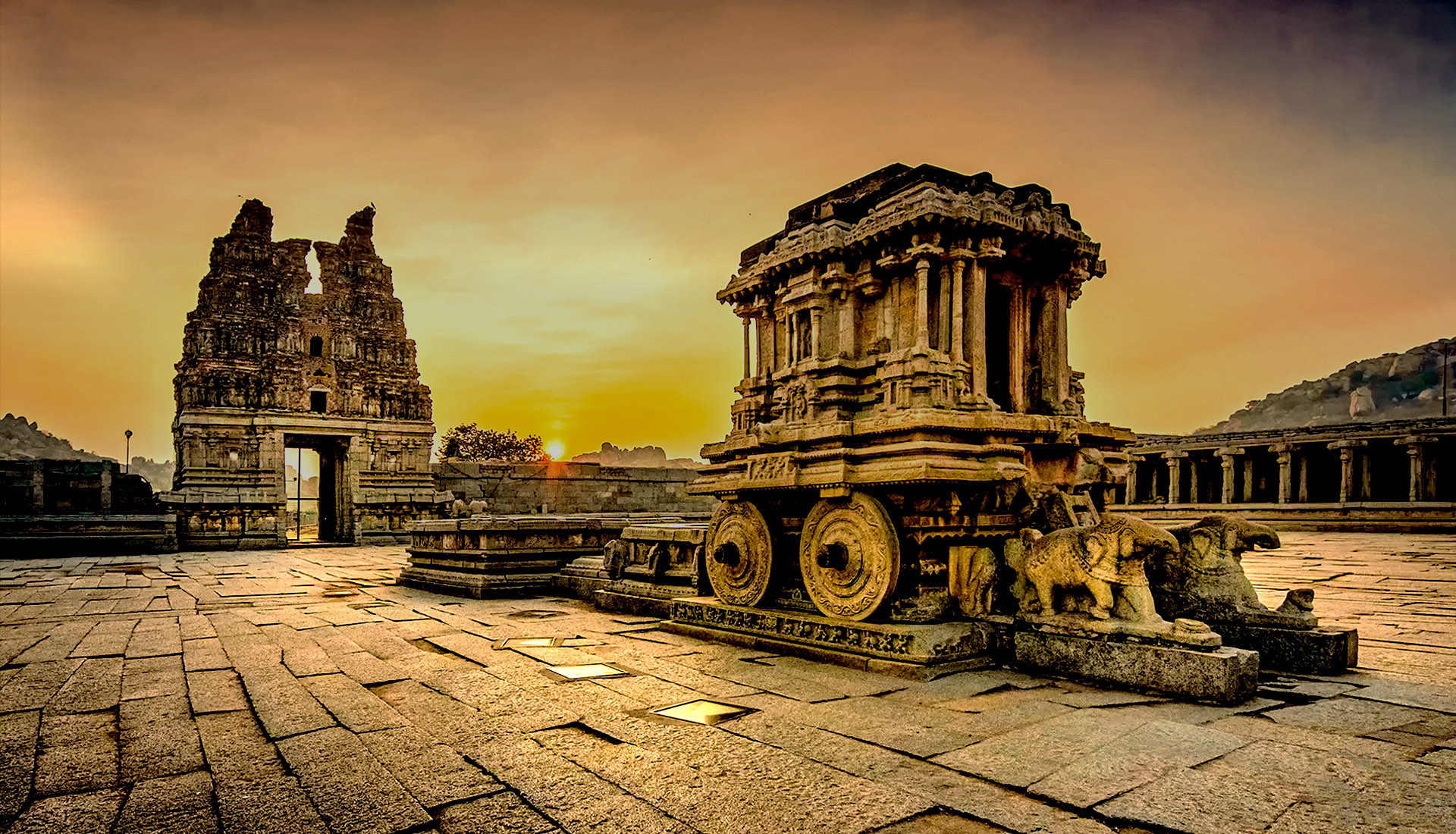 Hampi Tourism UNESCO World Heritage | Virupaksha Temple Karnataka
