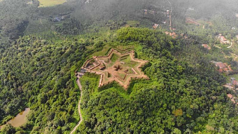 Manjarabad Fort