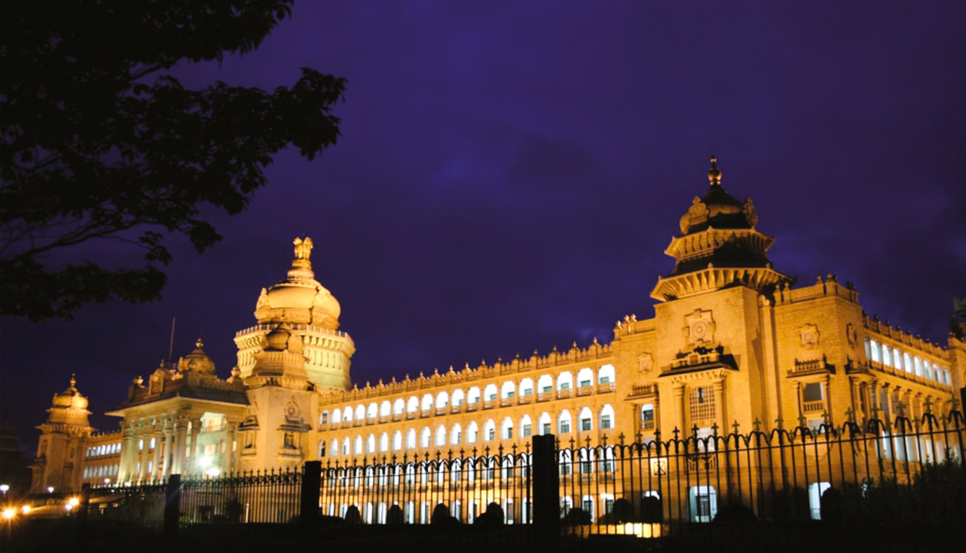 Silicon City - Exploring Best visiting places in Bangalore- karnataka  tourism